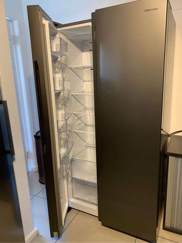 Hisense 508l Fridge/Freezer Side by Side Door