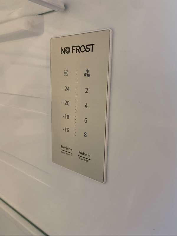 Hisense 508l Fridge/Freezer Side by Side Door