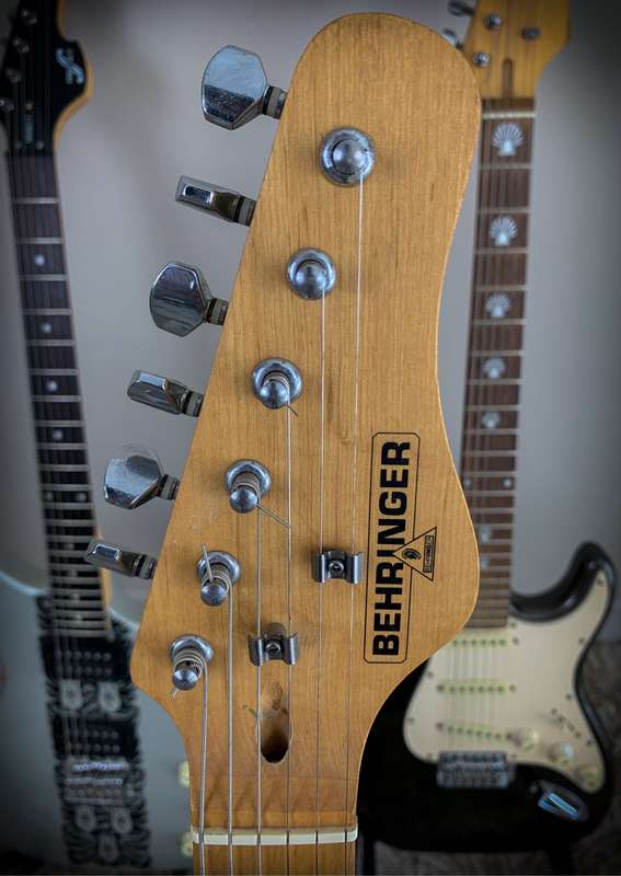 Behringer Electric Guitar and Santa Fe Amp Combo