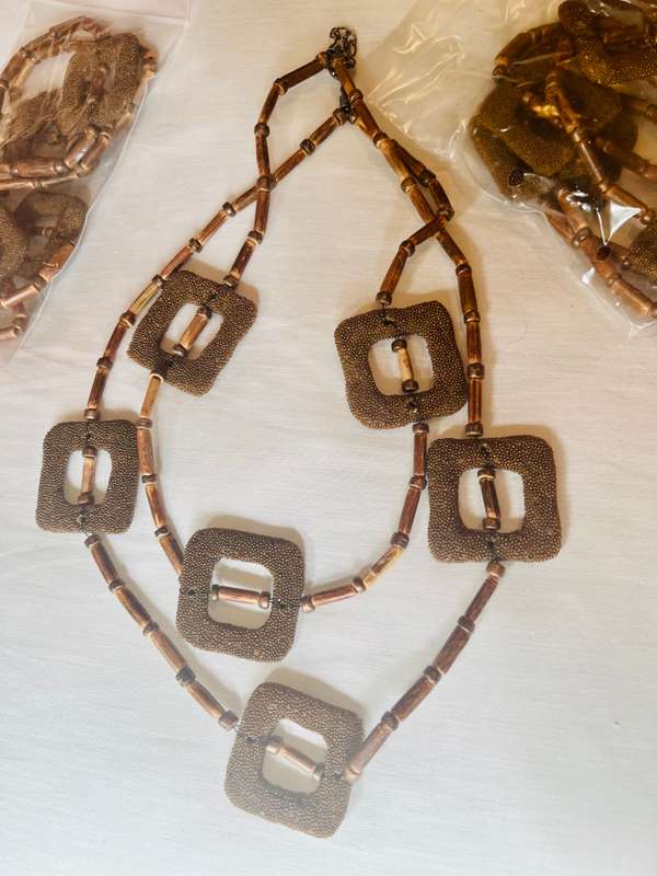 Necklace bronze beaded squares
