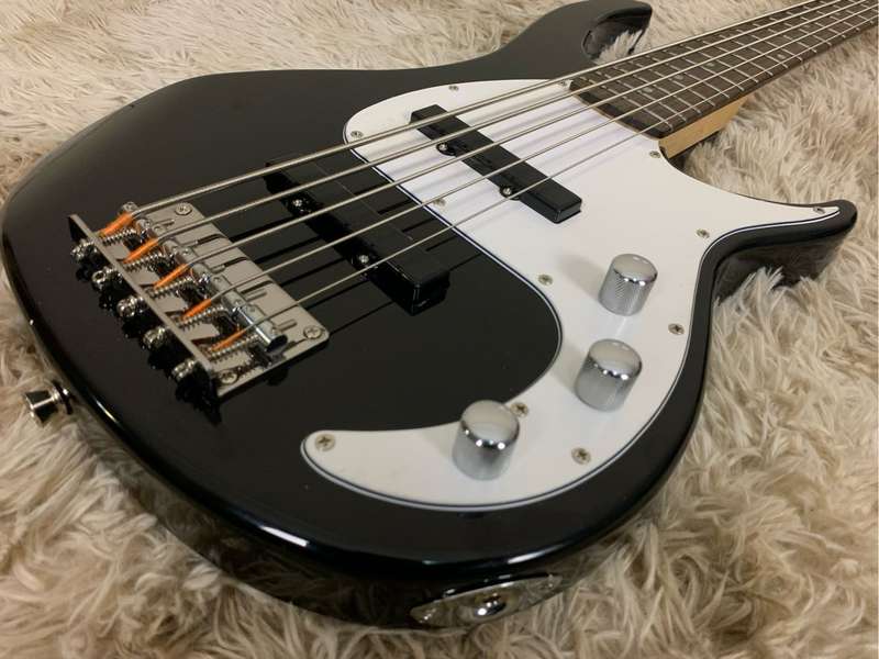 Peavey Milestone Bass Guitar 5-String