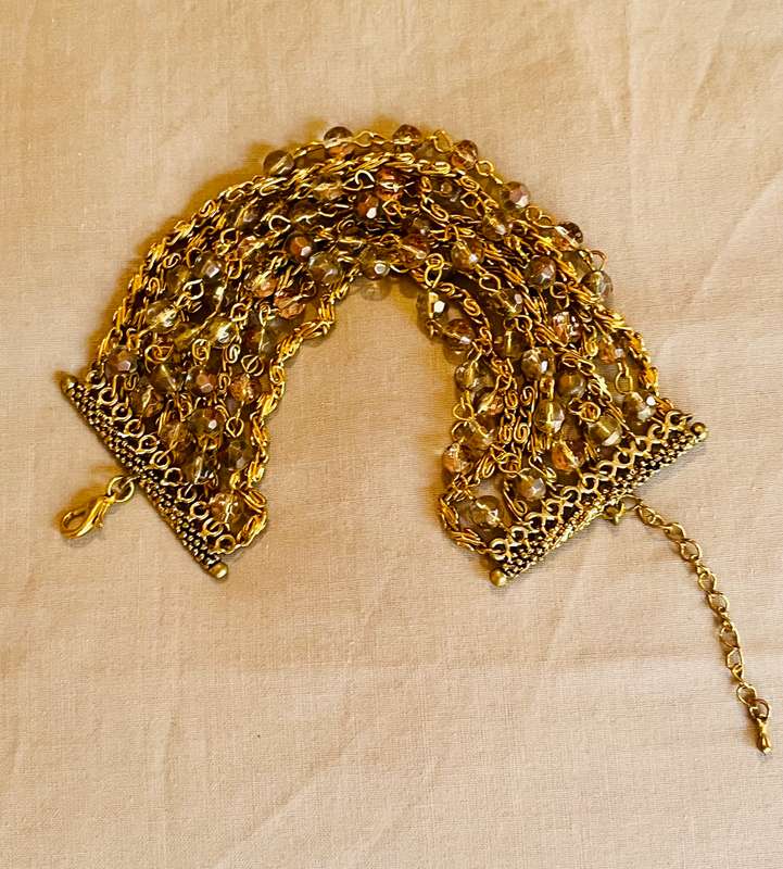 Bracelet , Gold / silver / crystals