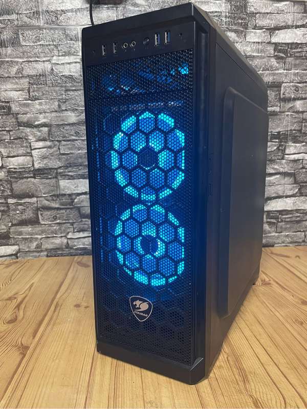 Great 6 Core Gaming PC**i5 up to 4.0GHz**RX580 8GB graphics**16GB Ram