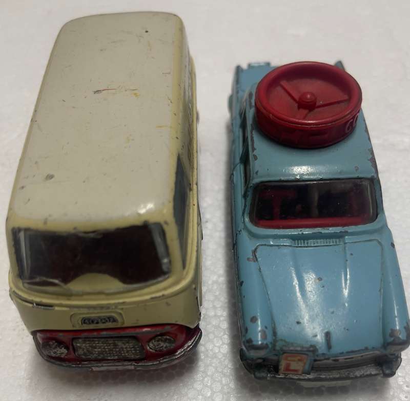 Ford Tekno + Corgi