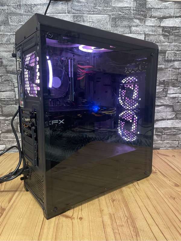 Great 6 Core Gaming PC**i5 up to 4.0GHz**RX580 8GB graphics**16GB Ram