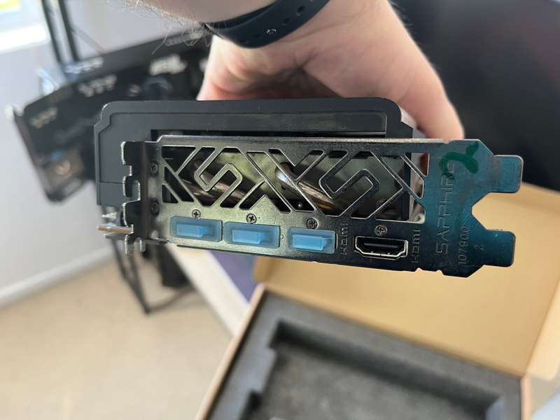 Sapphire Radeon RX Vega56 nitro+ 8gb