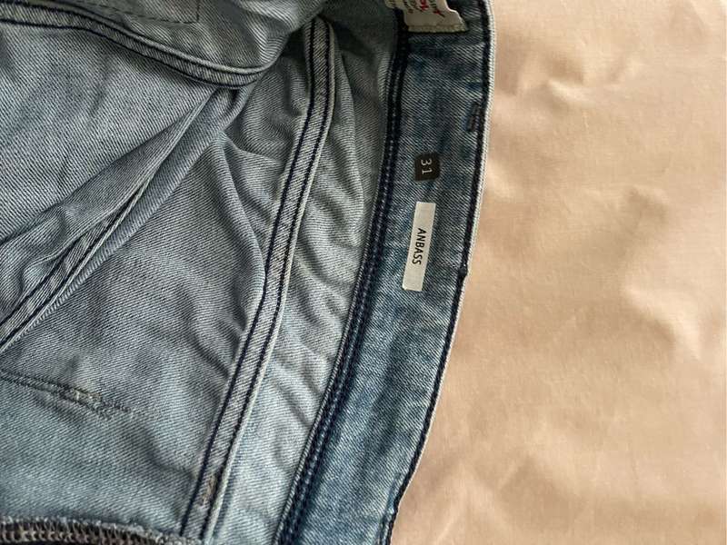 Replay light blue jeans medium size 31 anbass great condition