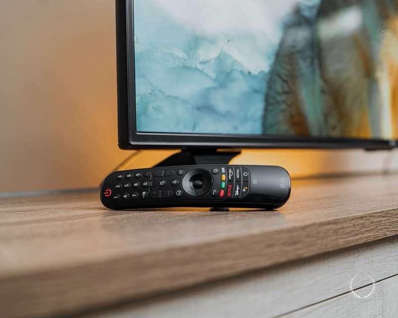LG 49 Smart TV