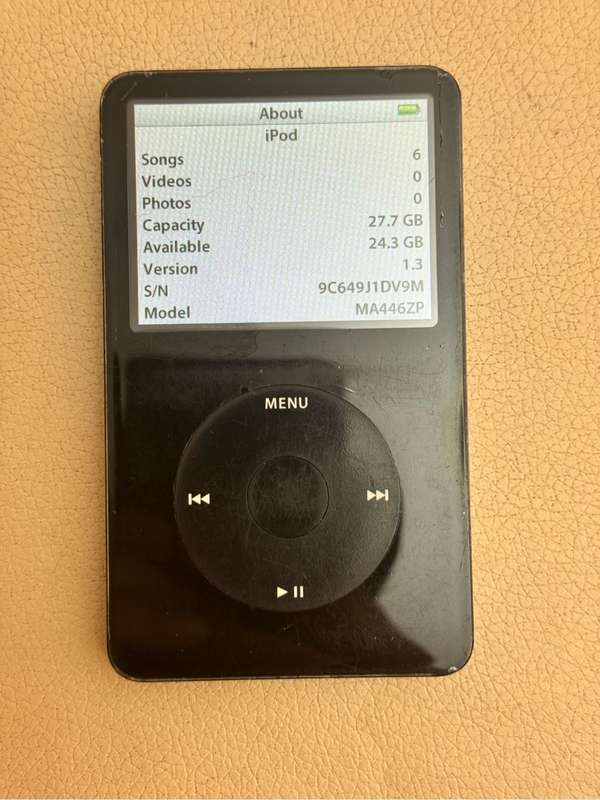 Apple iPods - Apple iPod classic 5th Generation Black MA446ZP - 30GB was  sold for 599.00 on 14 Aug at 23:46 by Gift Spot in Johannesburg  (ID:622931191)