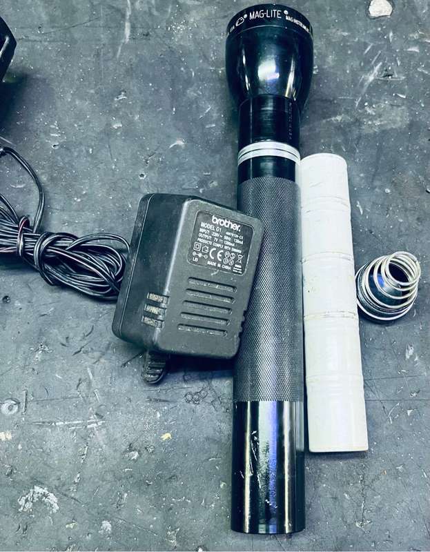 Maglite torch rechargeable with charger