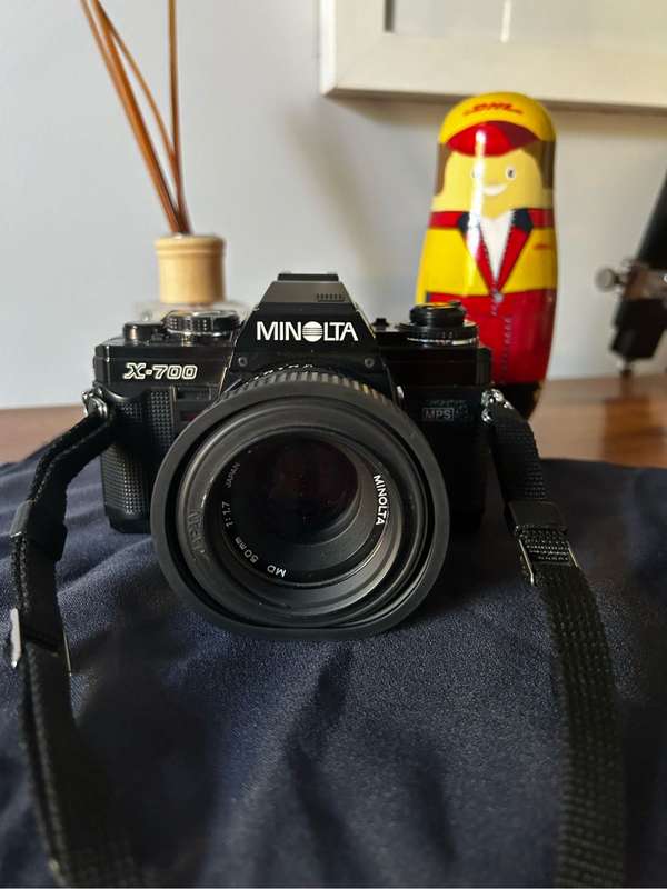 Minolta X-700