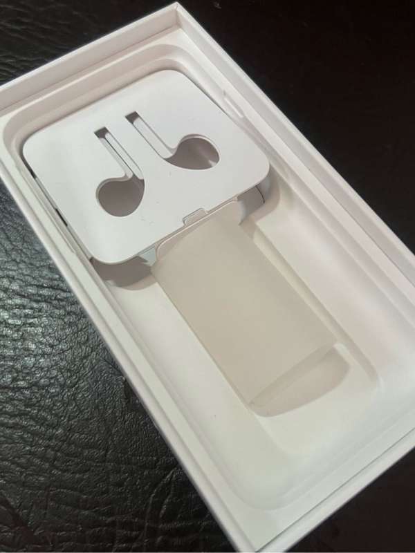 iPhone SE 2020 64g