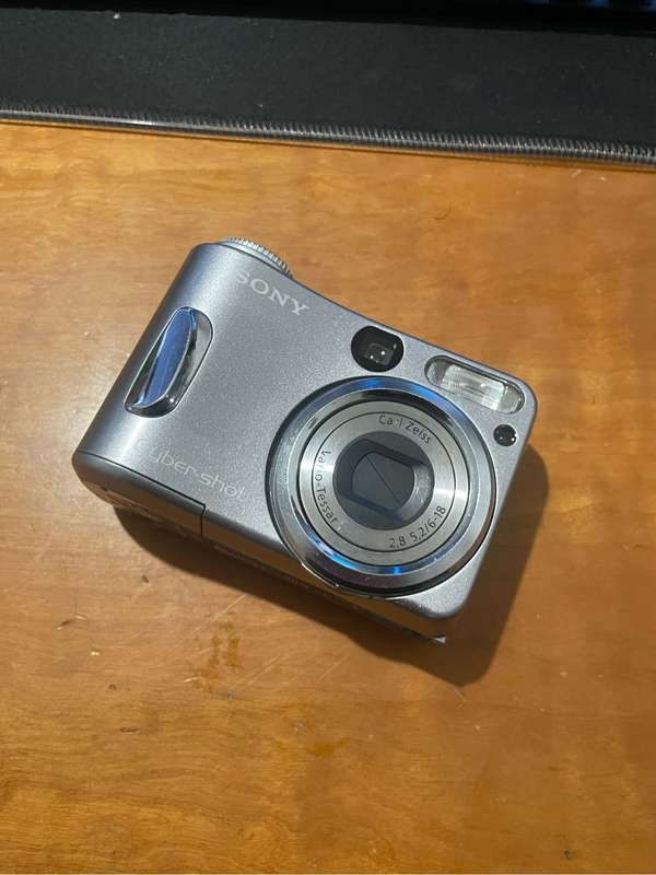 Sony DSC-S60