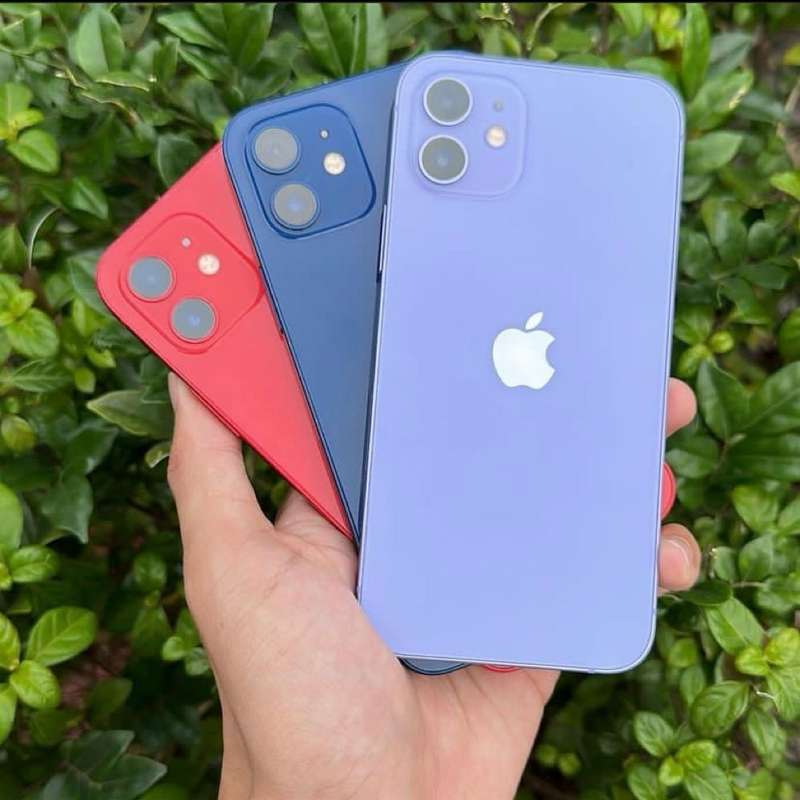 iPhone 12
