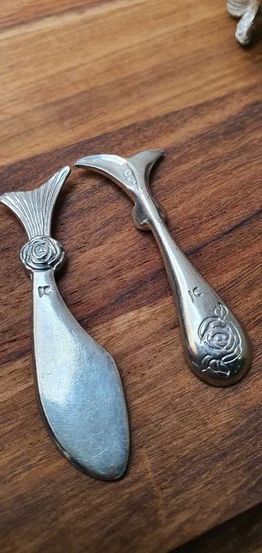 2 × Jenna Clifford butter holder each with spoon and knife