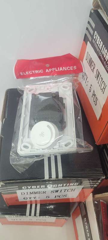 16A, 250v Dimmer Switch