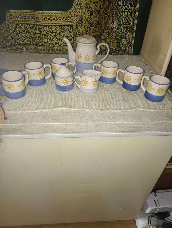 Hand painted tea Set 11 piece