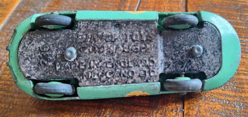 Dinky Toys Connaught no: 32, 256.