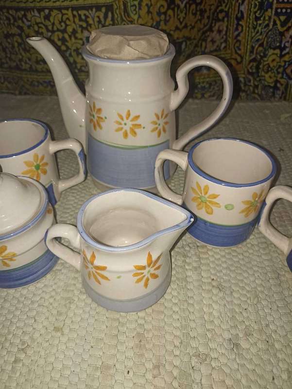Hand painted tea Set 11 piece