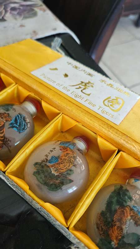 Vintage Chinese tiger painted snuff bottles