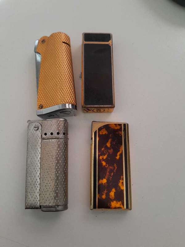 Vintage lighters X4