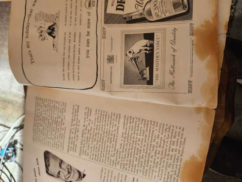 National Geographic 1949 - VERY collectible - shows definite wear but great for age