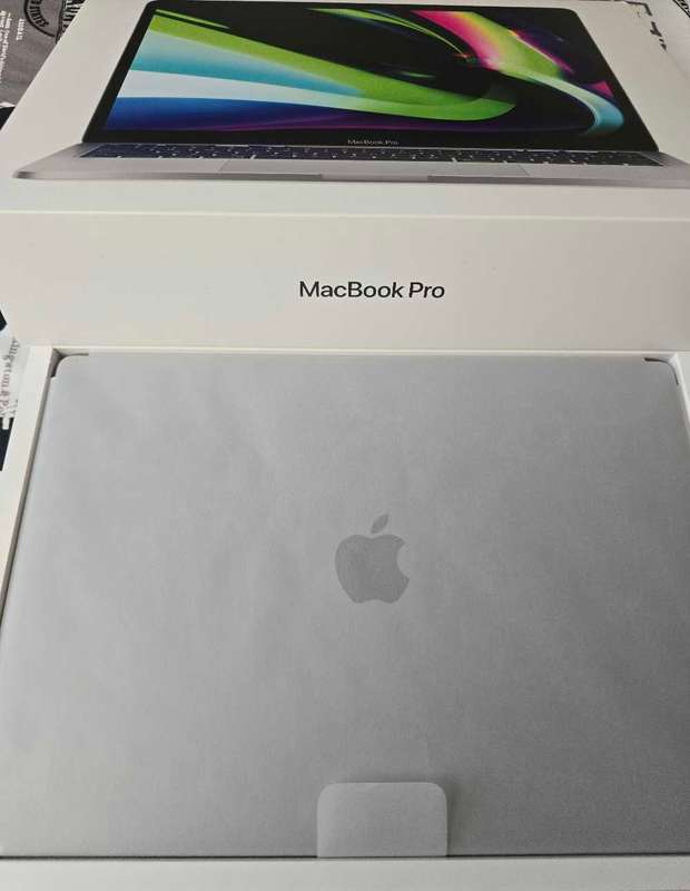 Apple Macbook Pro 13 inch M2 Chip