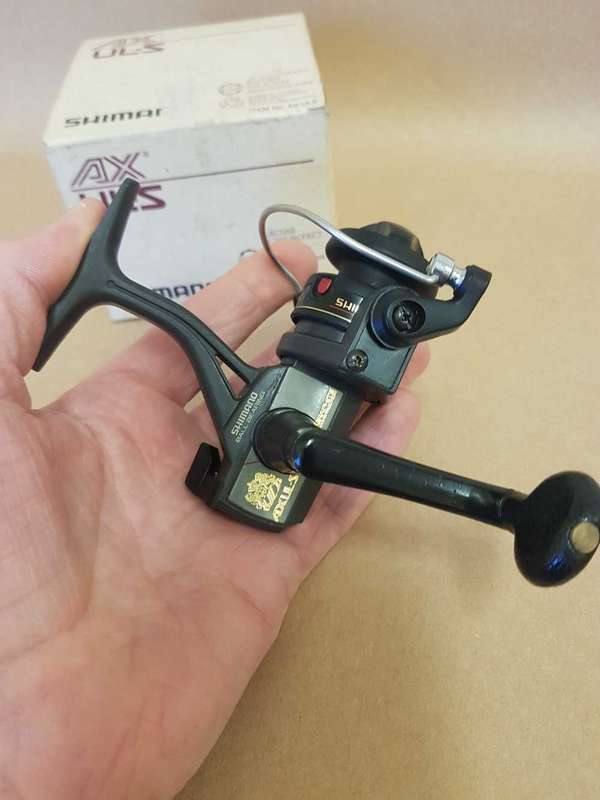 Shimano AX ul-s spinning reel