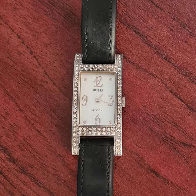 Guess Steel quatz woman's watch