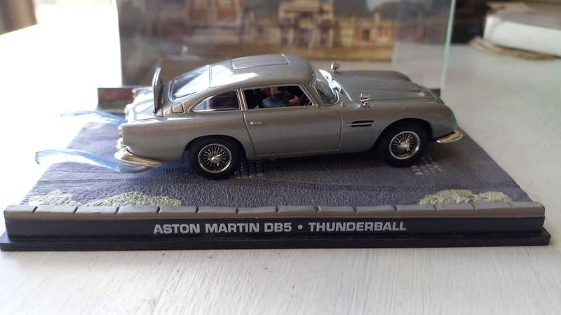 007 Aston Martin DB5 - Thunderball