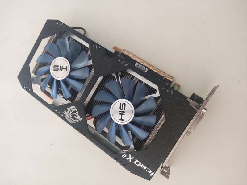 HIS IceQ X2 RX580 8GB Graphics card**Smaller Fans so Overheating**
