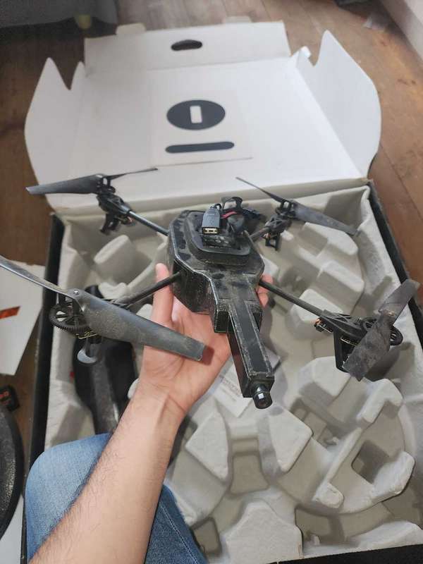Parrot AR Drone 2.0 Power Edition