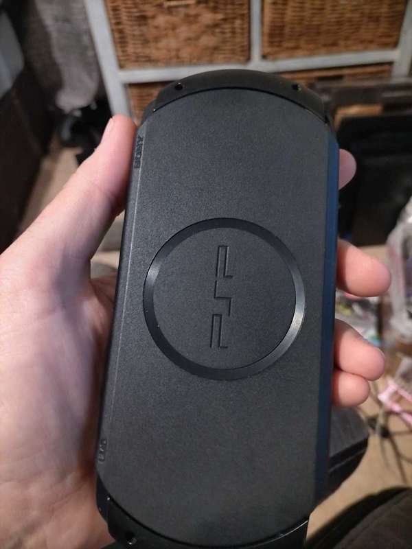 Psp E1000 Street console