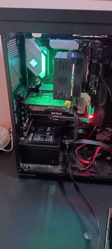 Ryzen 5 2600+Asrock B550