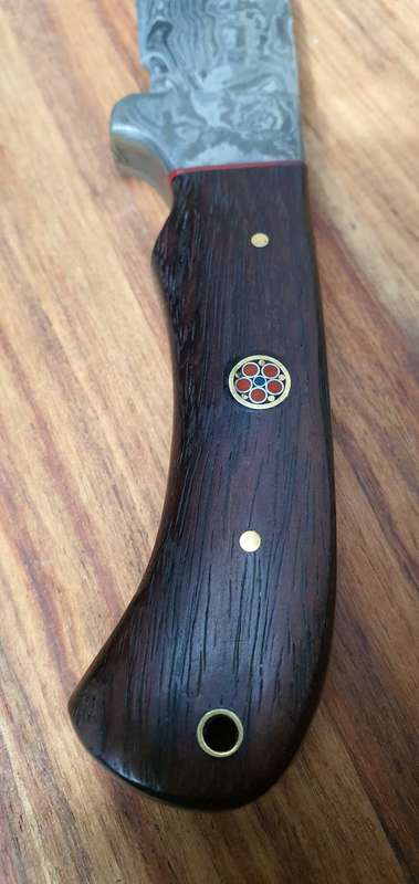 Handmade Damascus hunting knife