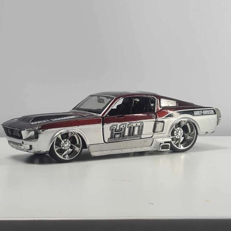 MaistoMaisto 1967 Ford Mustang Gt Red