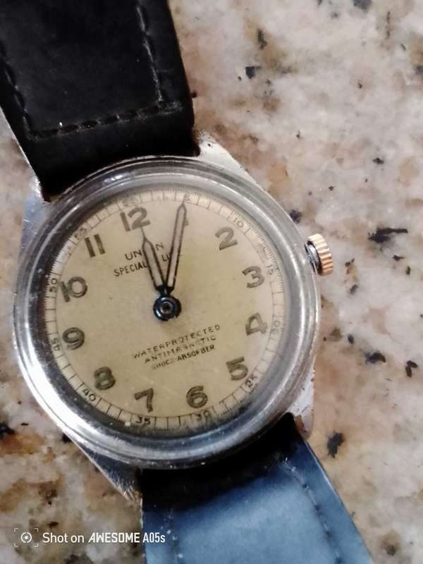 Union special lux 50era watch