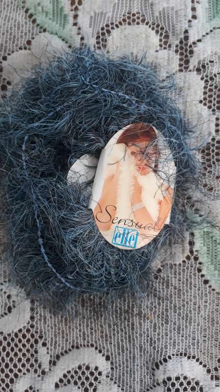 KNITTING YARN/WOOL: ELLE SENSUAL 50G  COL 266 WOOL
