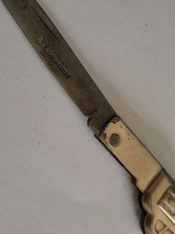 Collection of vintage mini knives.