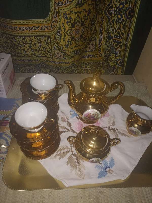 Eskay 22 carat gold plated teaset