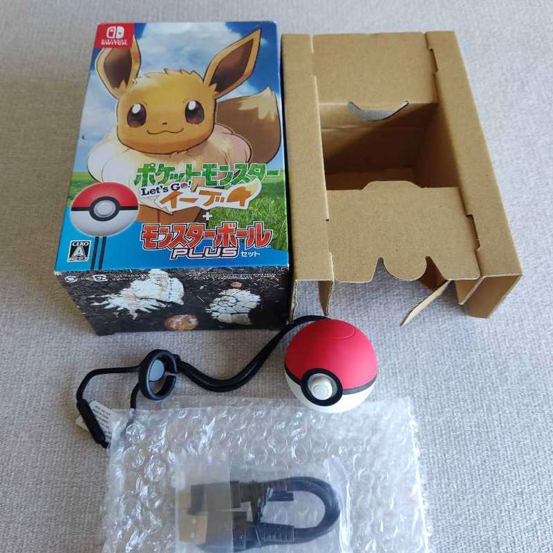 Pokéball plus for Pokémon Let`s go Eevee Nintendo Switch