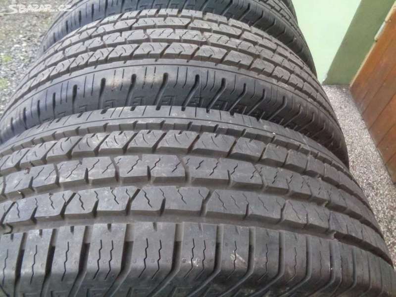 255/70/16 Continental CrossContact Lx. 99% life
