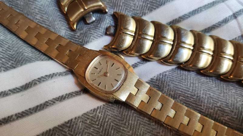 Watch parts mixed lot