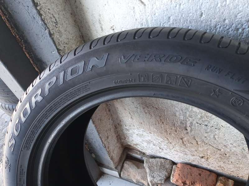 255/50/19 Pirelli Scorpoin *Runflat tyres. Tyres are in very good condition