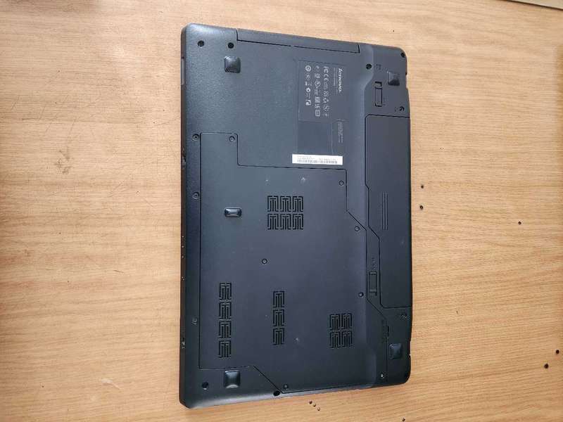 LENOVO IDEAPAD Z570 i5 LAPTOP FOR SALE !!!!!