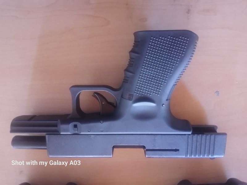 Aksa-14 glock blank gun