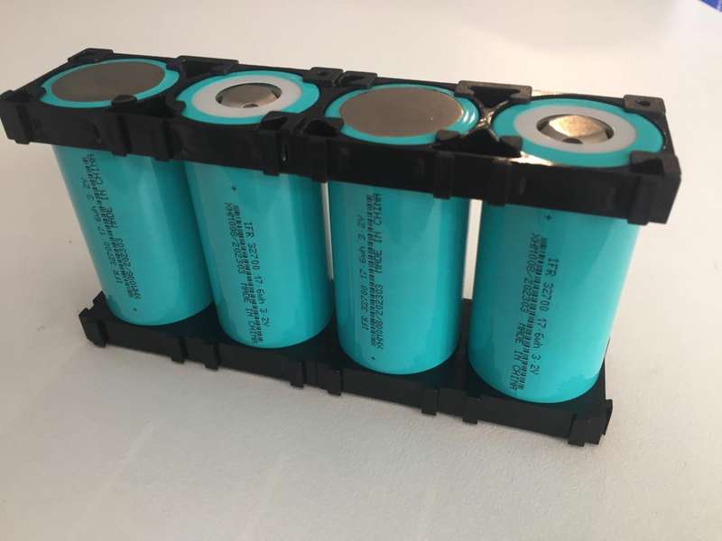 5.5AH 12.8V Lifepo4 battery with 15A bms