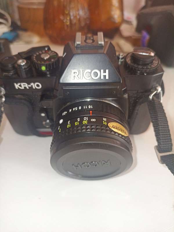 Vintage Ricoh Kr-10 Film camera with flash and flash timer