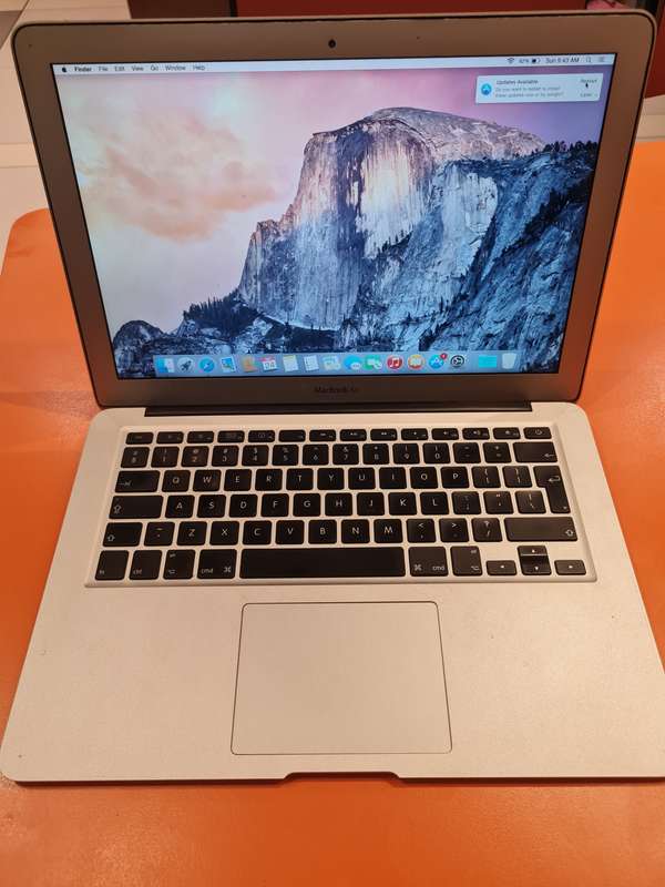 MacBook