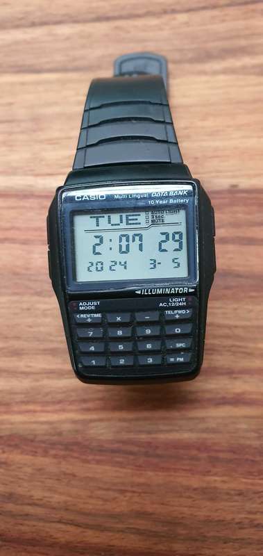 Casio DBC-32 Data Bank Calculator Watch  100% Working Condition